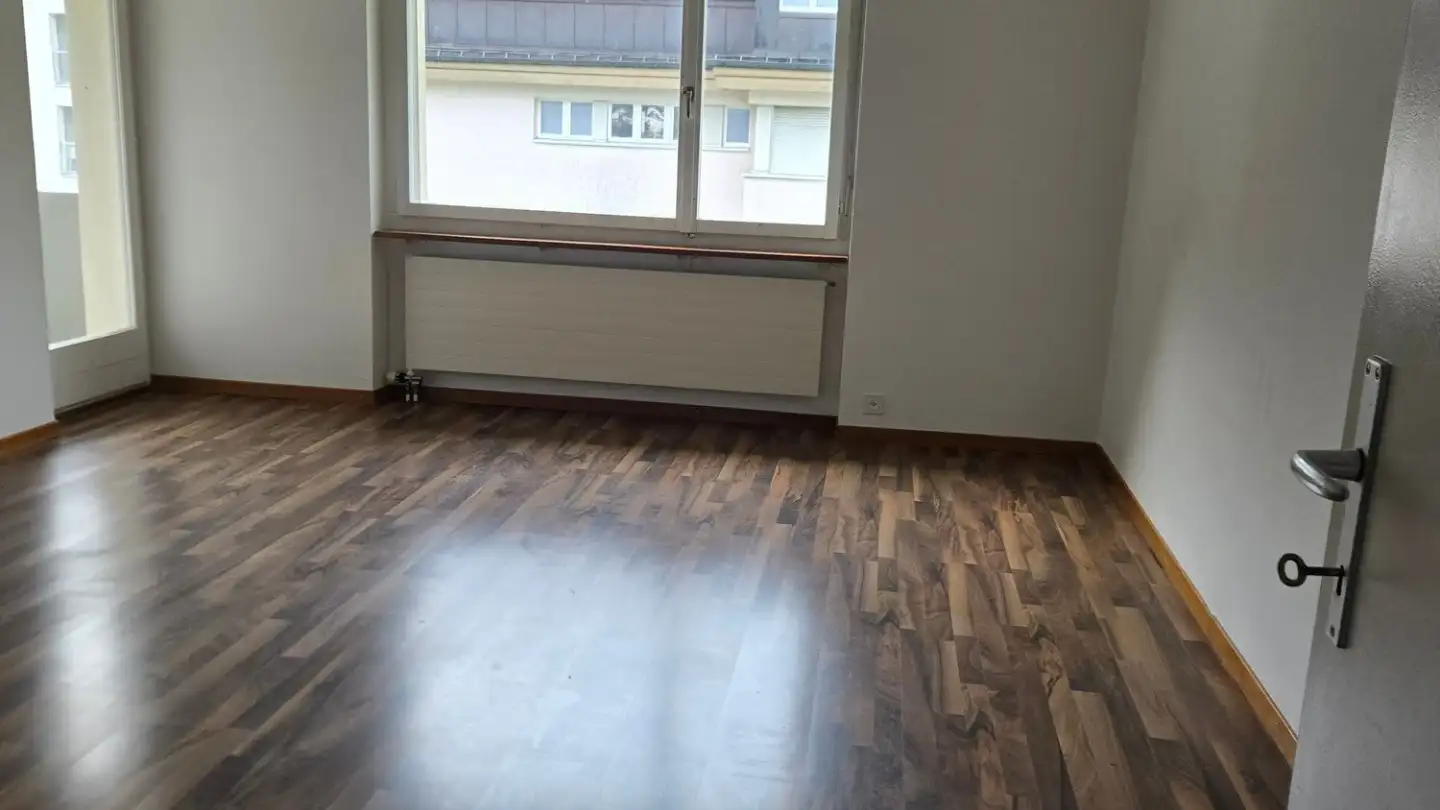 Apartment for rent - Schulhausstrasse 1, 8783 Linthal - Photo 3