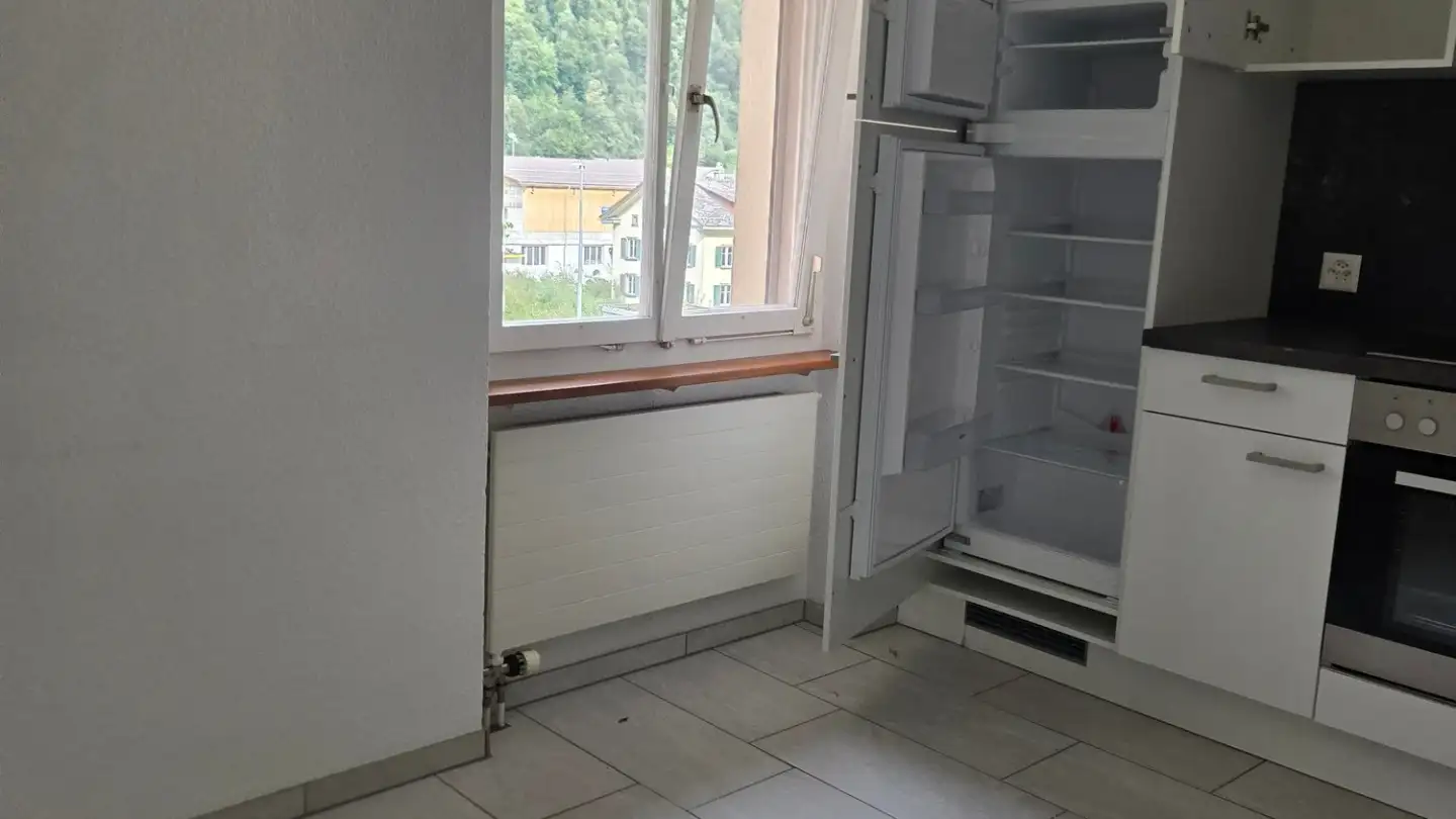Apartment for rent - Schulhausstrasse 1, 8783 Linthal - Photo 4