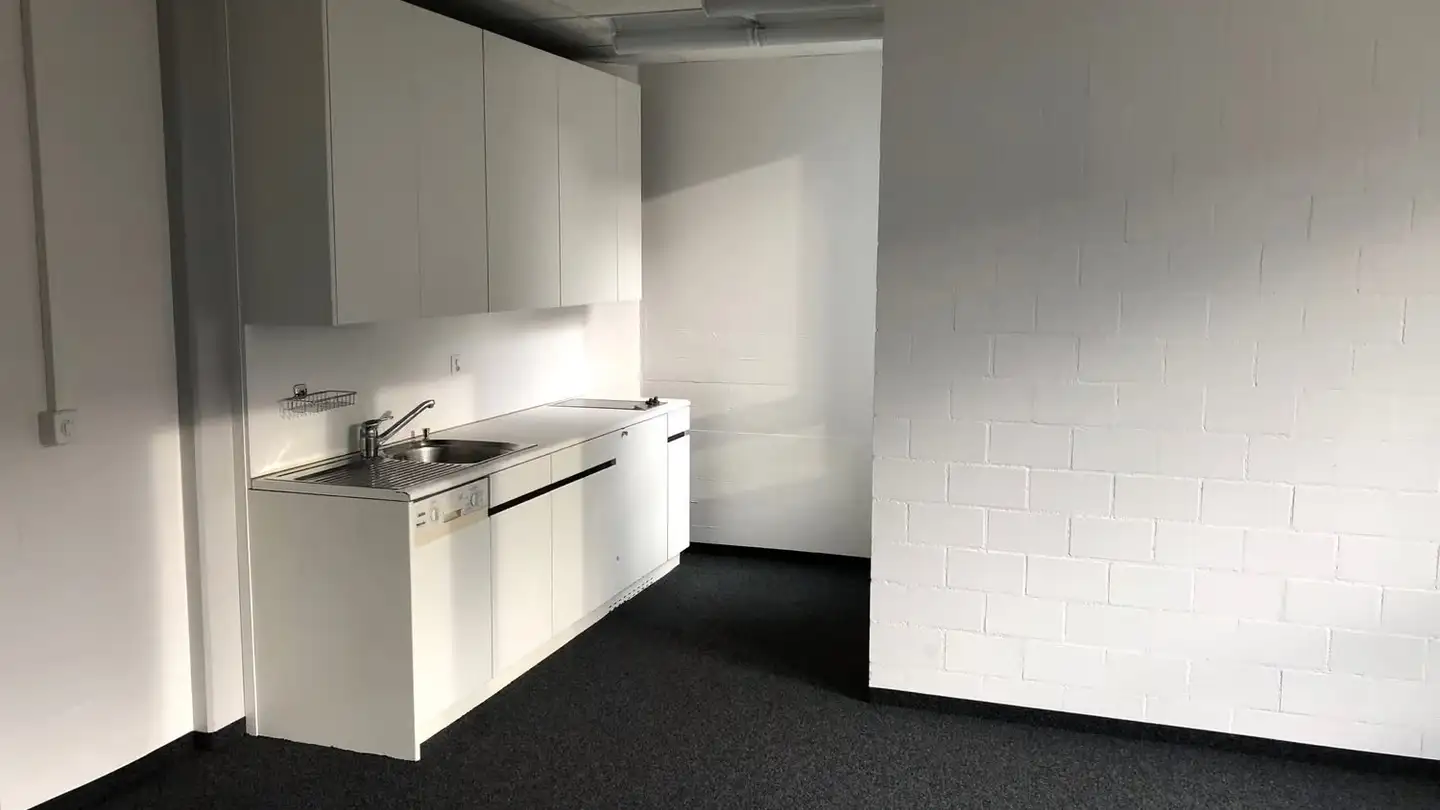 Spazio ufficio in affitto - Brunnenbachstrasse 2, 8340 Hinwil - Foto 3