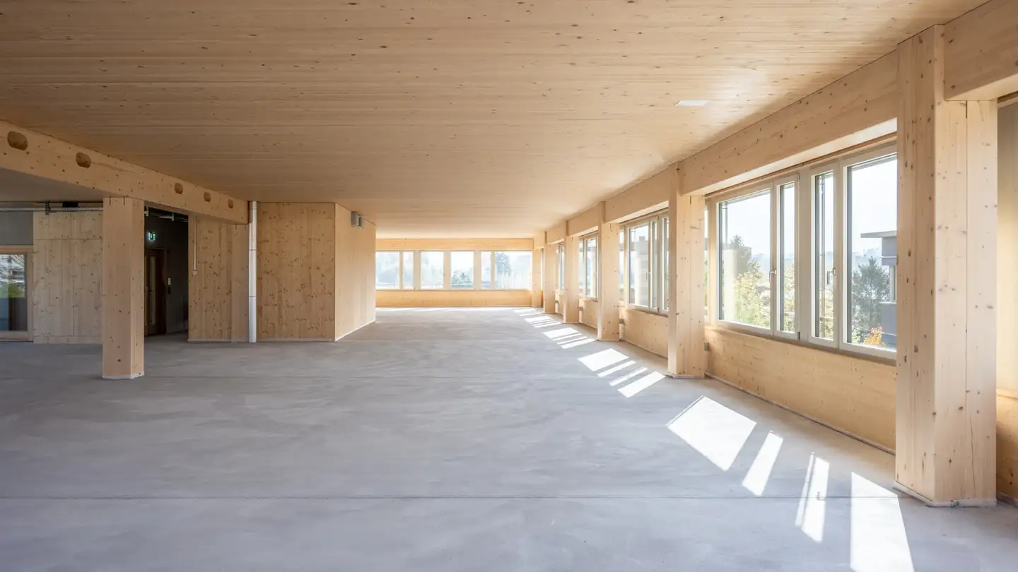 Spazio ufficio in affitto - Heuwinkelweg 2, 8606 Nänikon