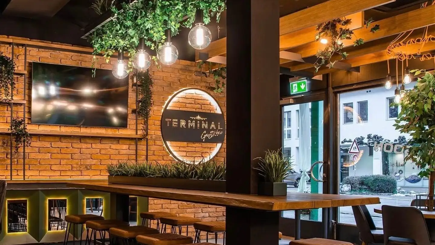 Ristorante in vendita - 8302 Kloten - Photo 2