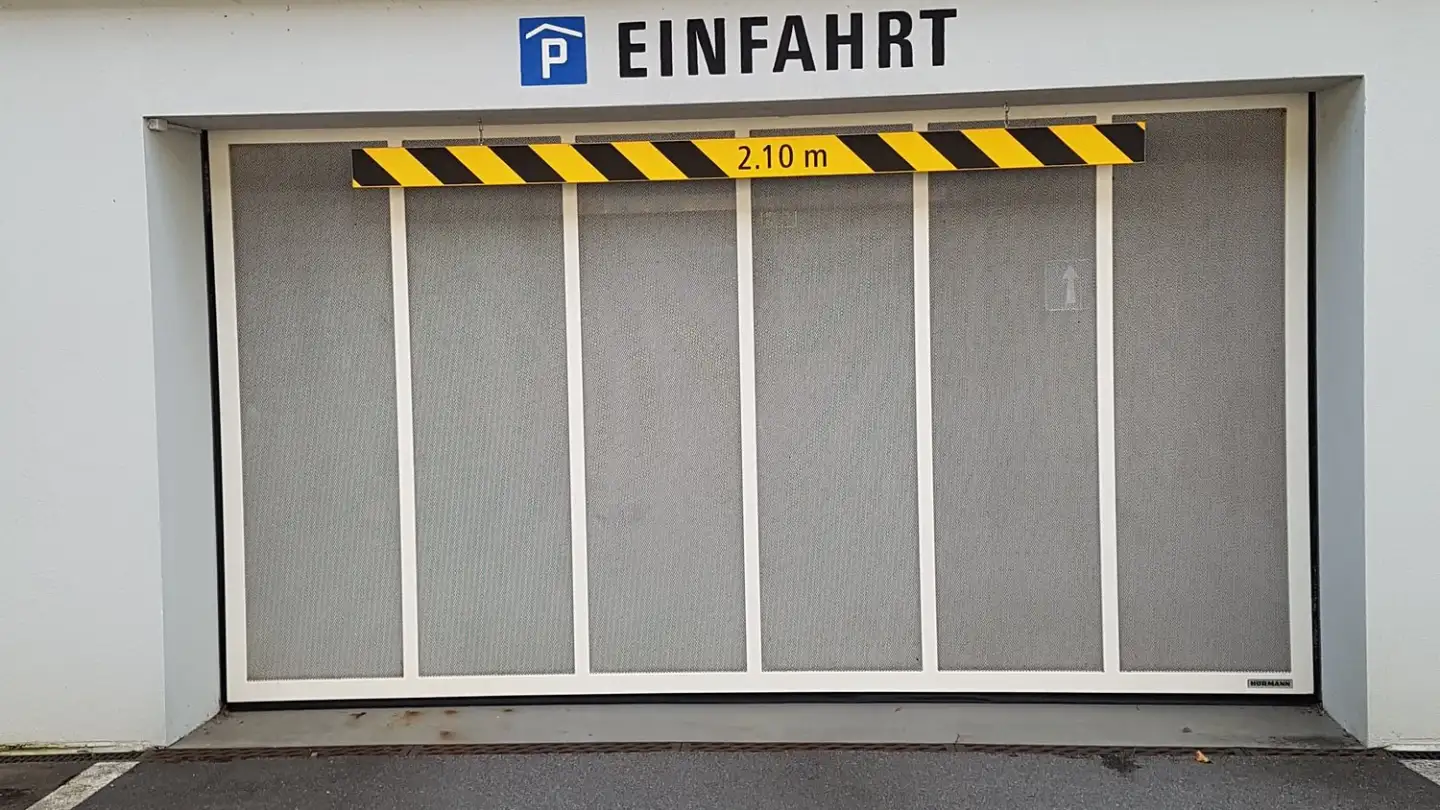 Tiefgaragenstellplatz mieten - Lättichstrasse 4, 6340 Baar