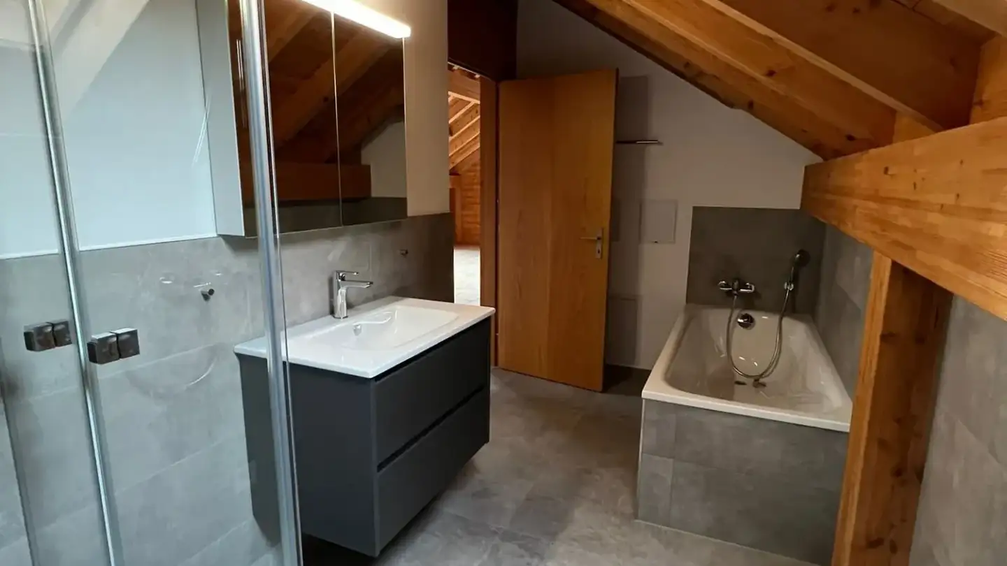 Attic flat for rent - Unterdorf 16, 3207 Wileroltigen - Photo 3