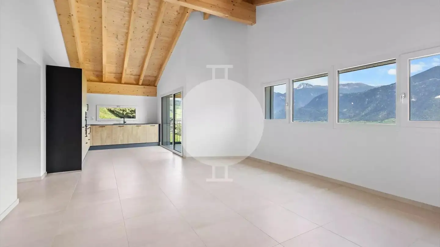 Apartment for sale - 3978 Flanthey