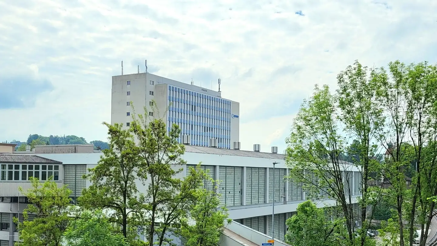 Commercial for rent - Joweid Zentrum 2, 8630 Rüti ZH