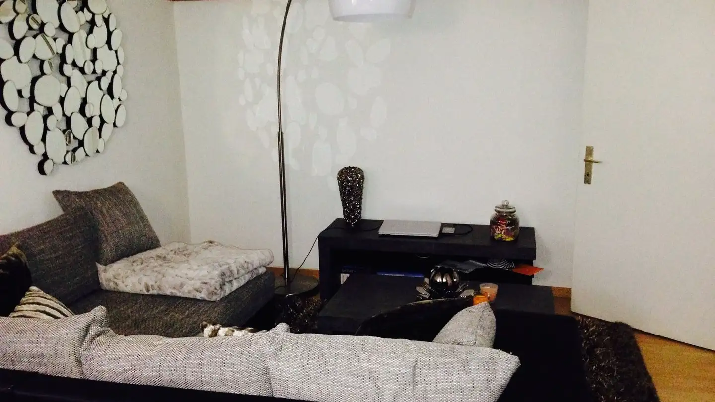 Studio mieten - Rue Auguste-Cuenin 5, 2900 Porrentruy - Foto 3