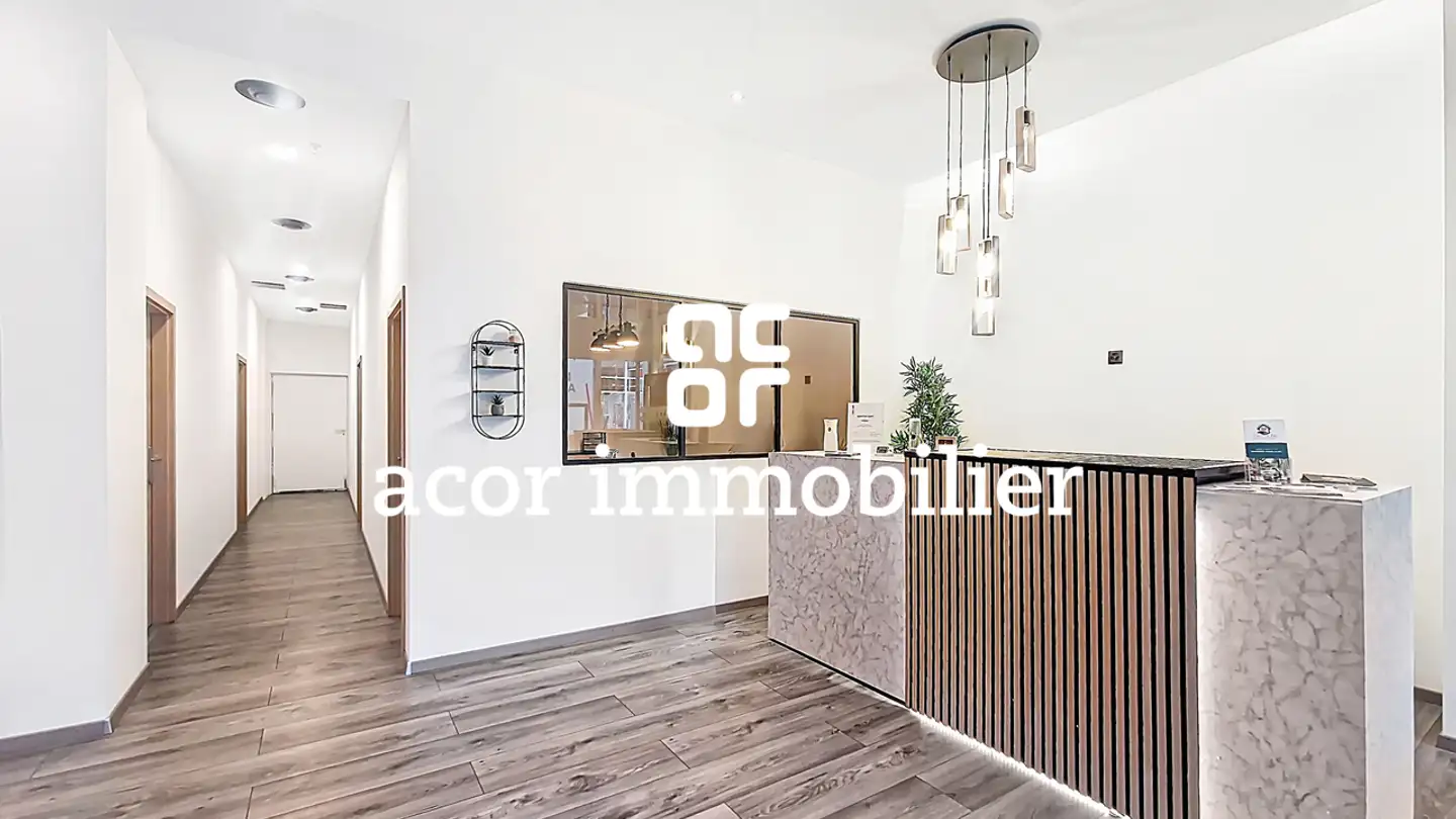 Commercial for sale - 1950 Sion