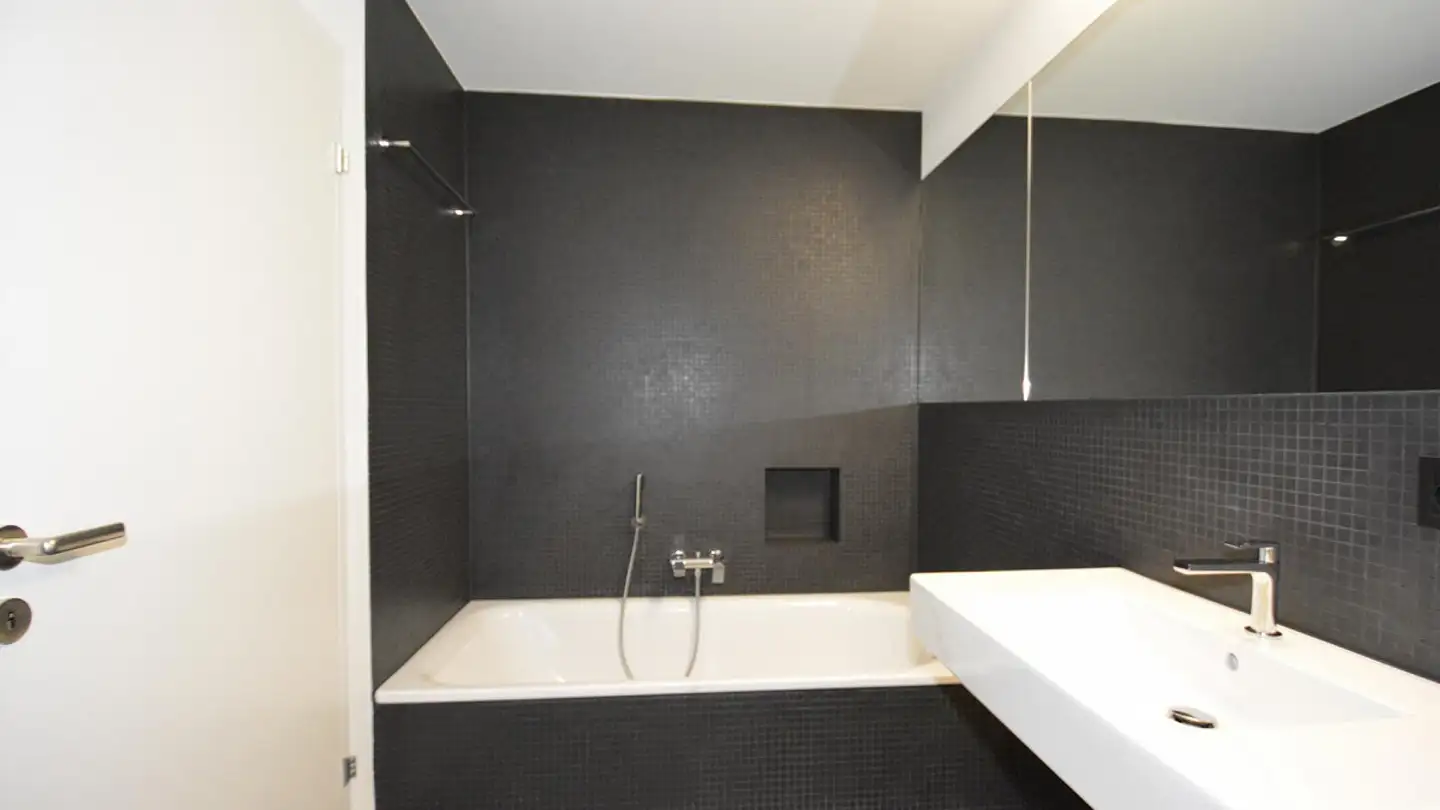 Appartement à louer - Gassa Curta 1, 7402 Bonaduz - Photo 4