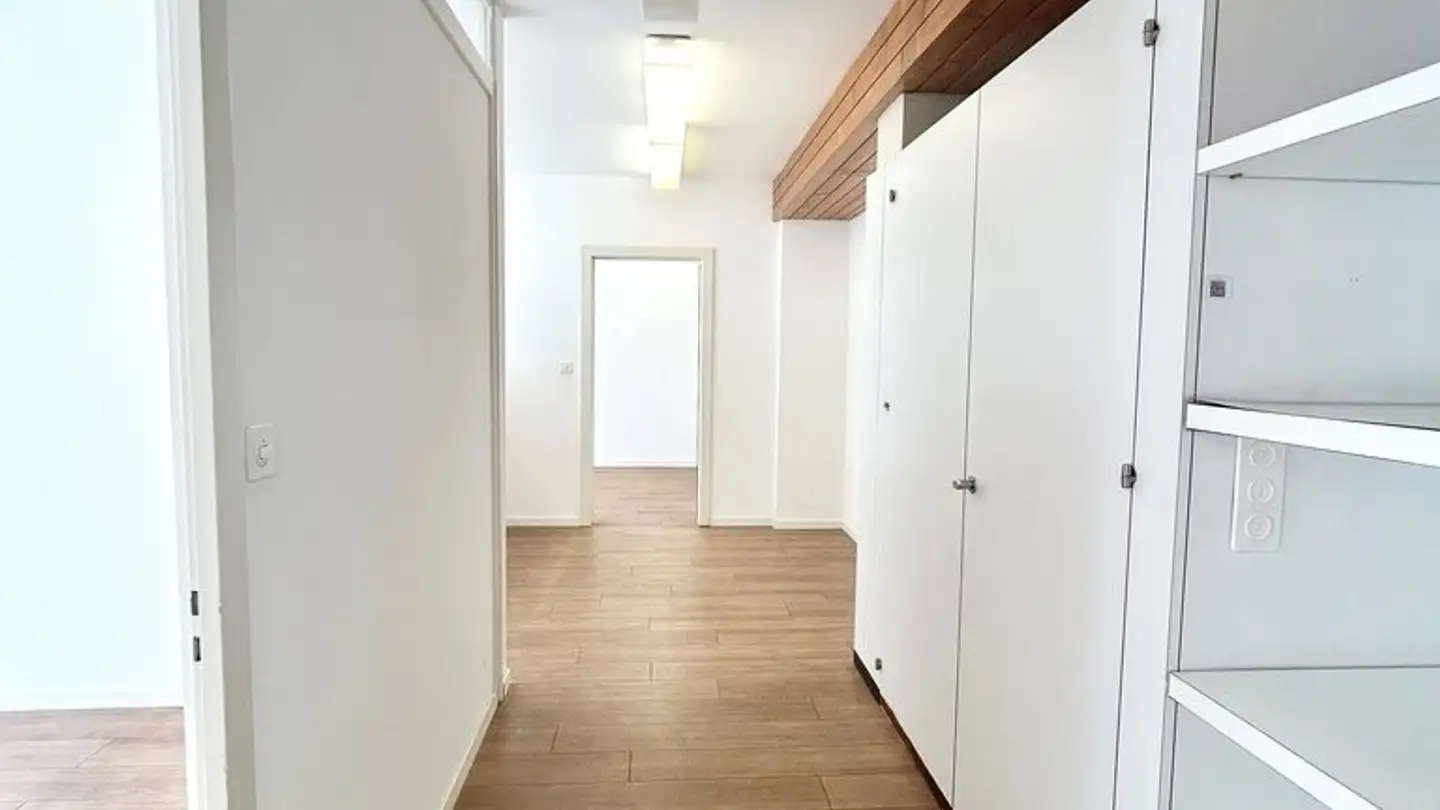 Commercial à louer - Avenue De La Gare 5, 1950 Sion