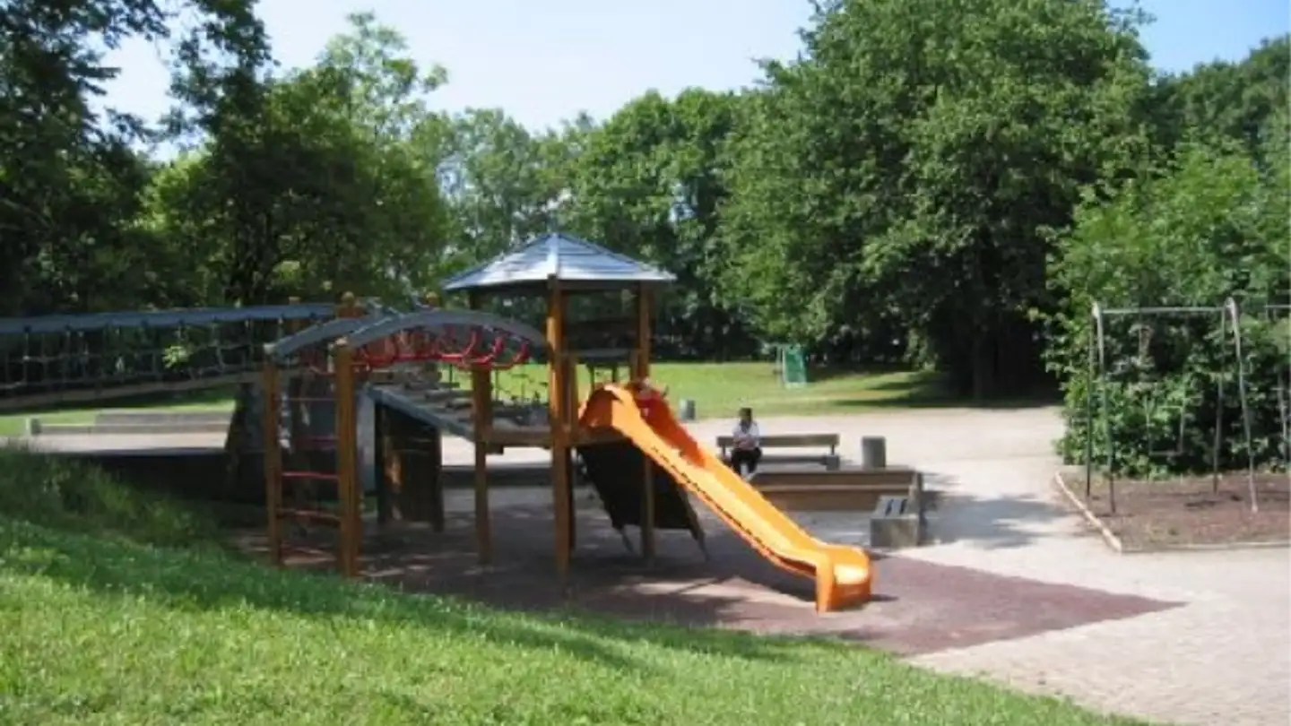 Apartment for rent - Bachtobelstrasse 15, 8106 Adlikon b. Regensdorf - Photo 2