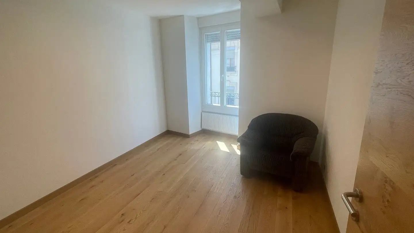 Attic flat for rent - Rue De Carouge 17, 1205 Genève - Photo 2