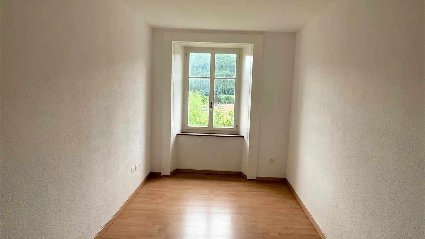 Apartment for rent - Rue Baptiste-Savoye 38, 2610 St-Imier - Photo 2