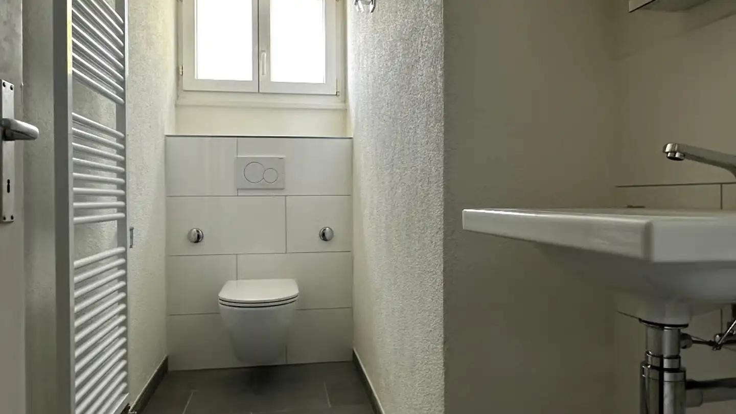 Dachgeschosswohnung mieten - Immenhauserstrasse 7, 8600 Dübendorf - Foto 2