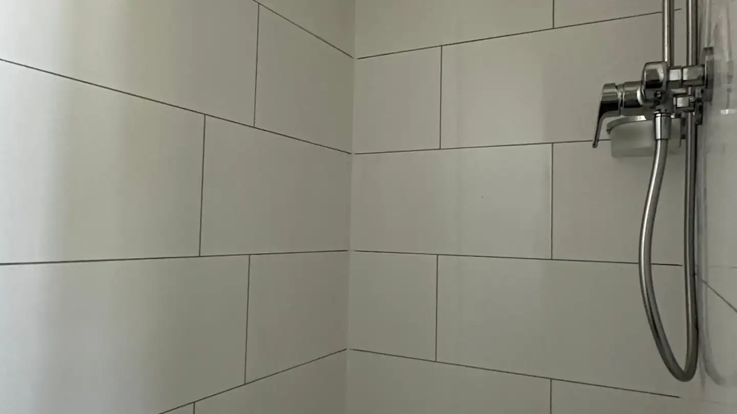 Dachgeschosswohnung mieten - Immenhauserstrasse 7, 8600 Dübendorf - Foto 4