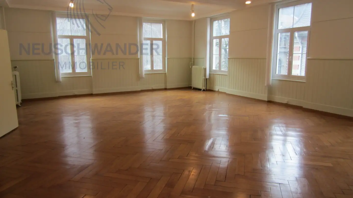 Shop for rent - Choindez, 2830 Courrendlin