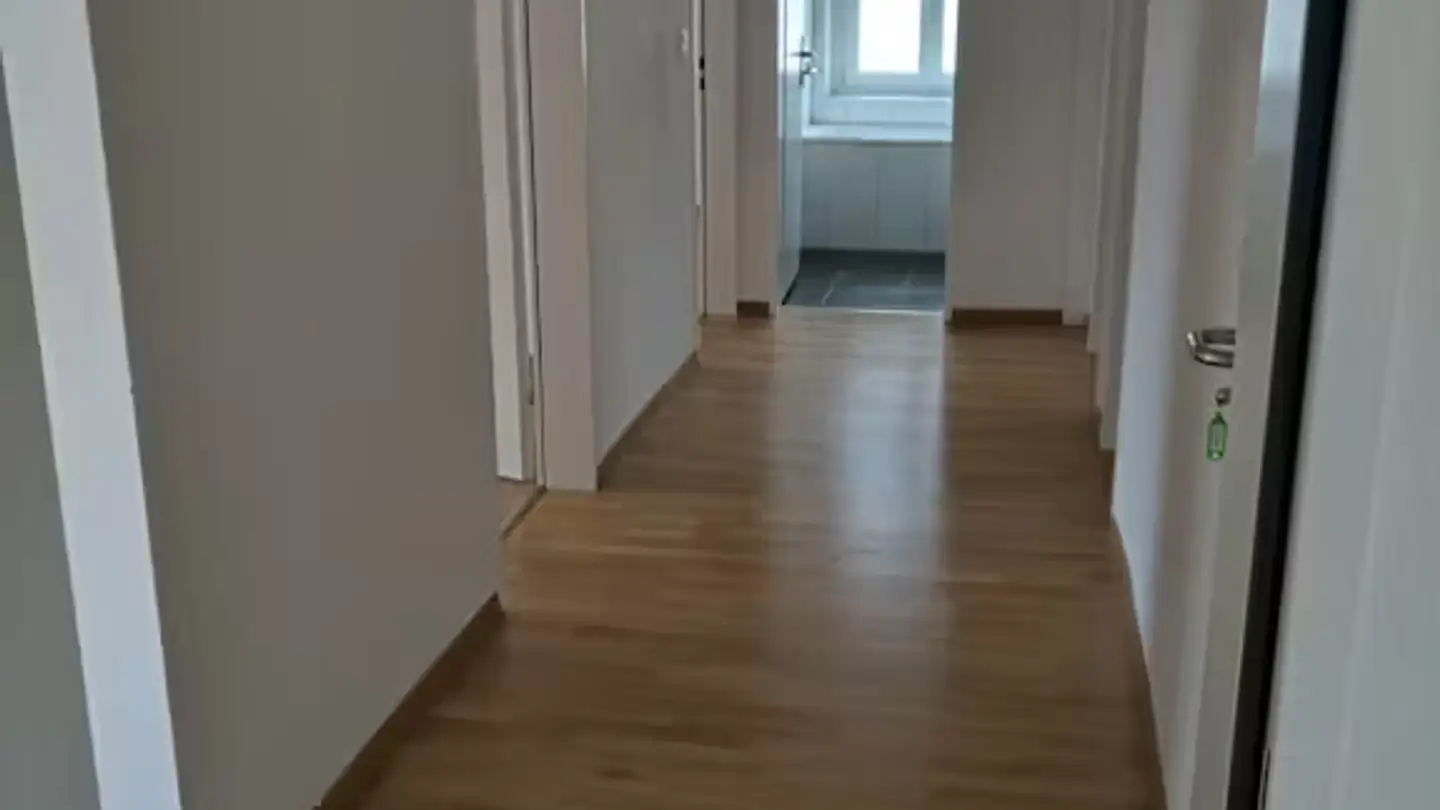 Appartement à louer - Zentralstrasse, 8212 Neuhausen am Rheinfall