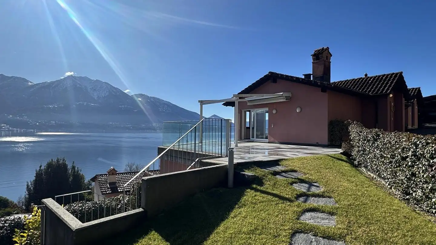 Casa singola in vendita - Via Alla Verbanella 11, 6648 Minusio
