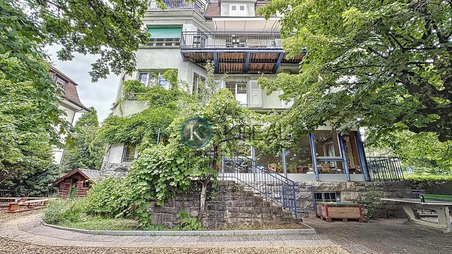 Mixed-use building for sale - 1005 Lausanne