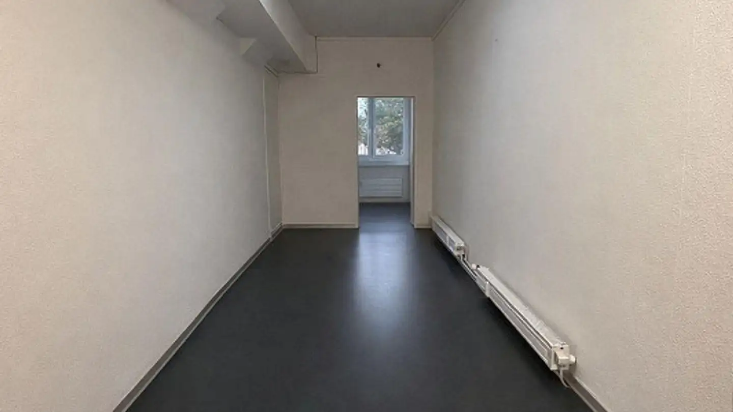 Commercial for rent - Muttenzerstrasse 2, 4127 Birsfelden - Photo 4