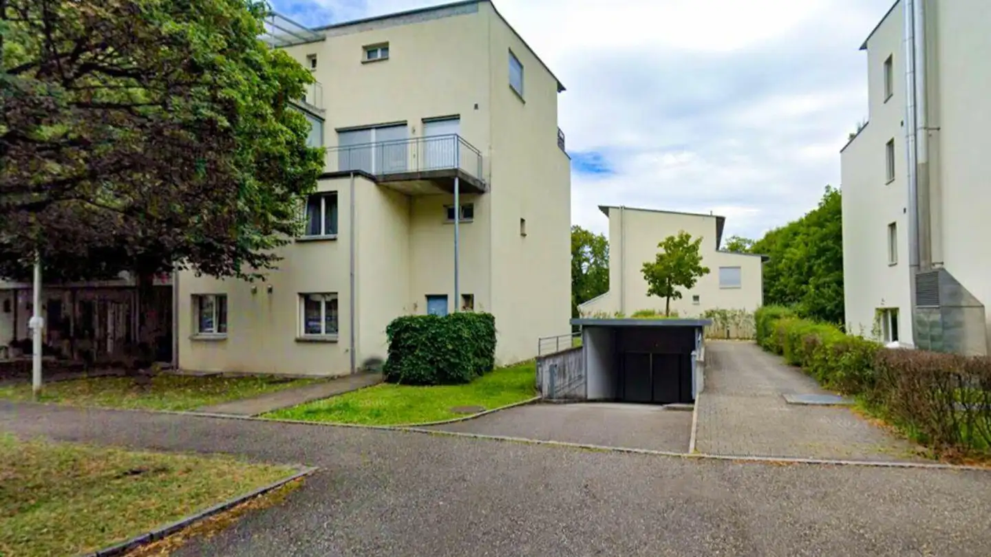 Negozio in vendita - Mattweg 151a, 4144 Arlesheim