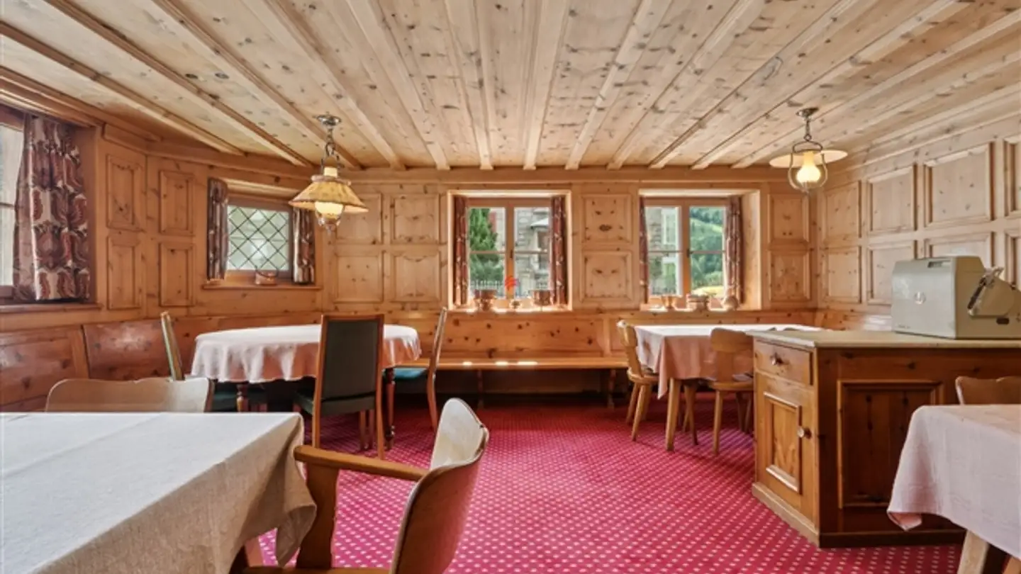 Einfamilienhaus kaufen - Sustenstrasse 1, 6484 Wassen UR - Foto 2