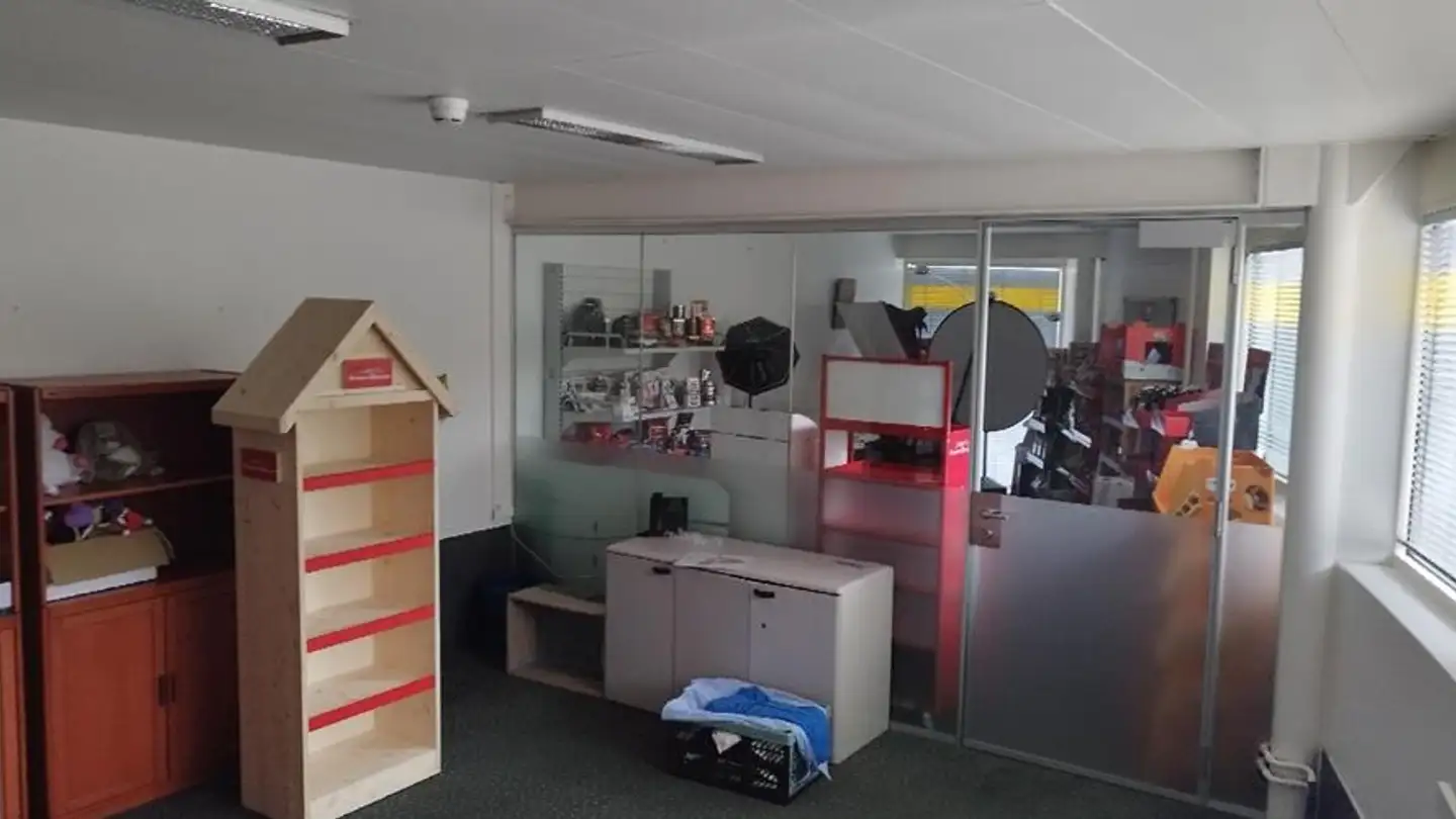 Bureau à louer - Rue De La Jambe-Ducommun 15, 2400 Le Locle