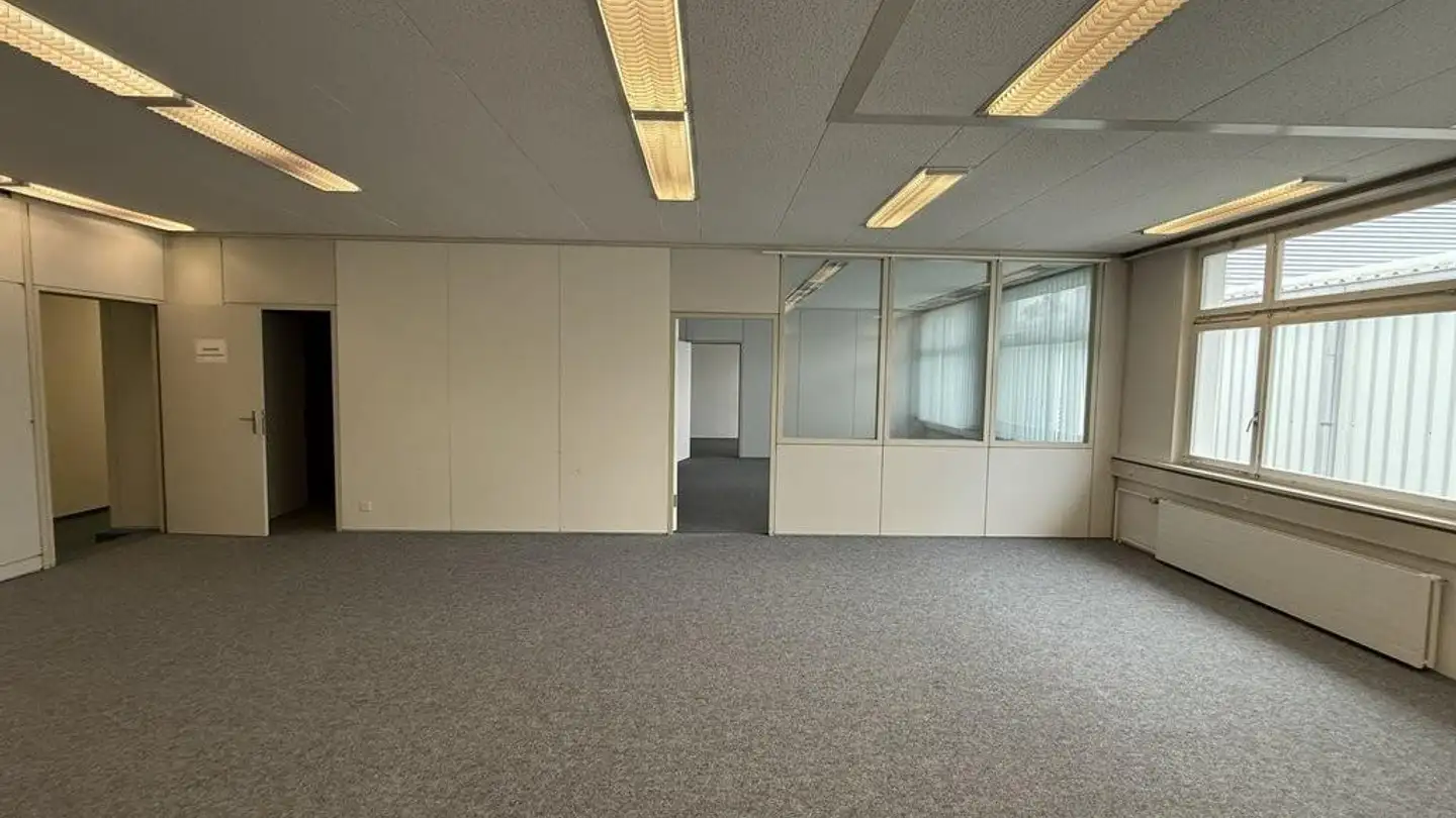 Gewerbe mieten - Landstrasse 45, 5322 Koblenz - Foto 3