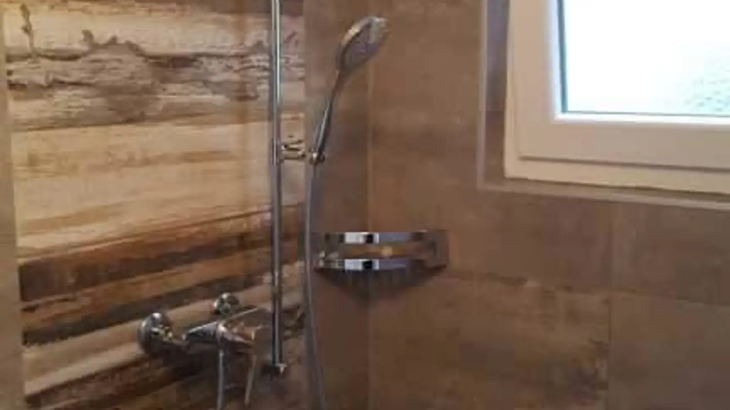 Chambre à louer - Rue de la Maigroge 12, 2072 St-Blaise - Photo 4