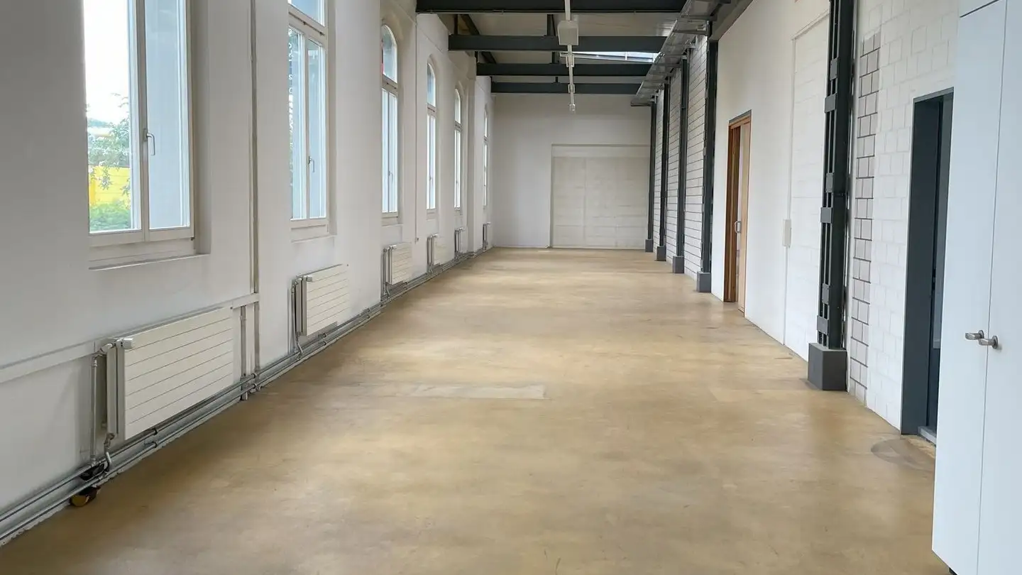 Commercial à louer - Zürcherstrasse 29, 8620 Wetzikon ZH