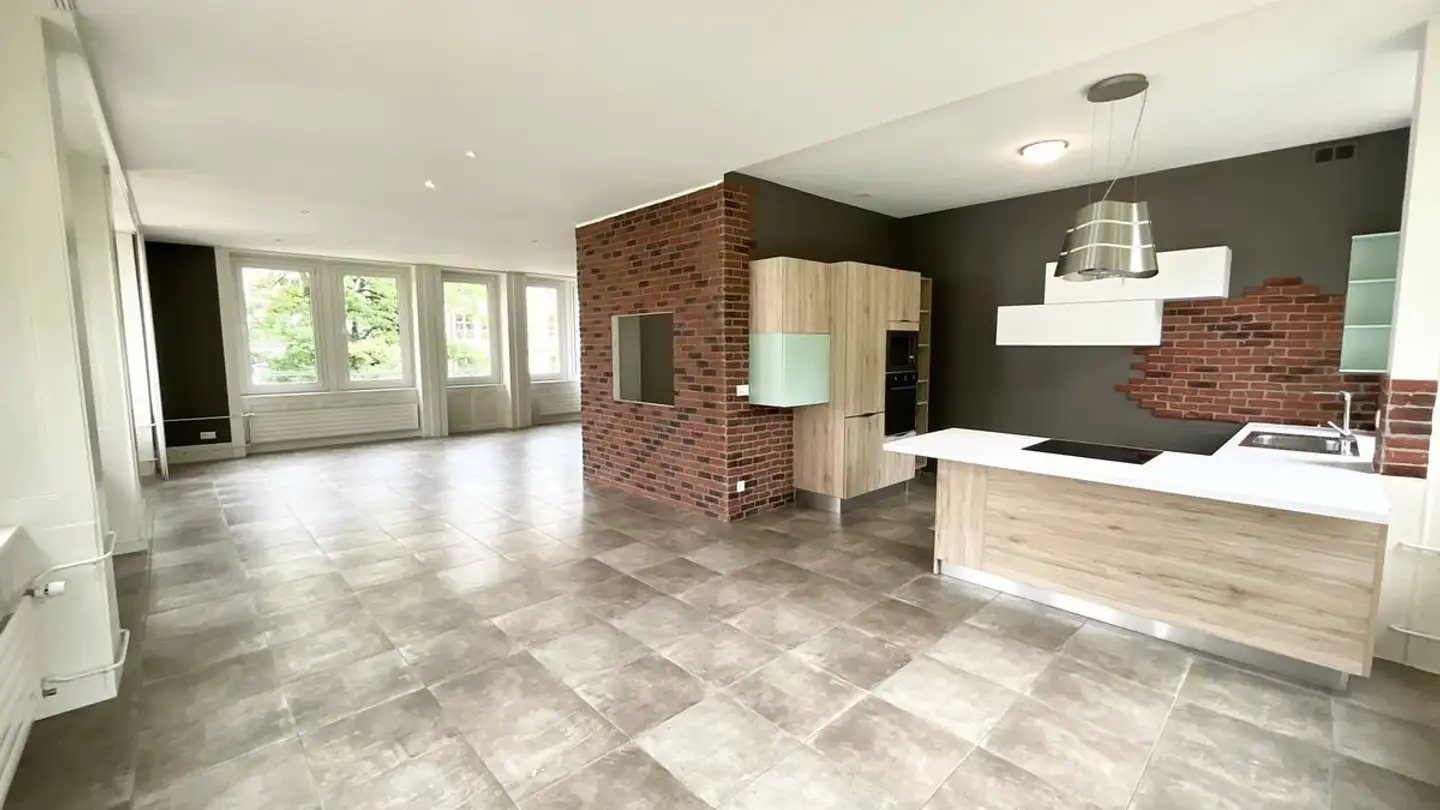 Loft à louer - Rue De La Charrière 37, 2300 La Chaux-de-Fonds - Photo 3