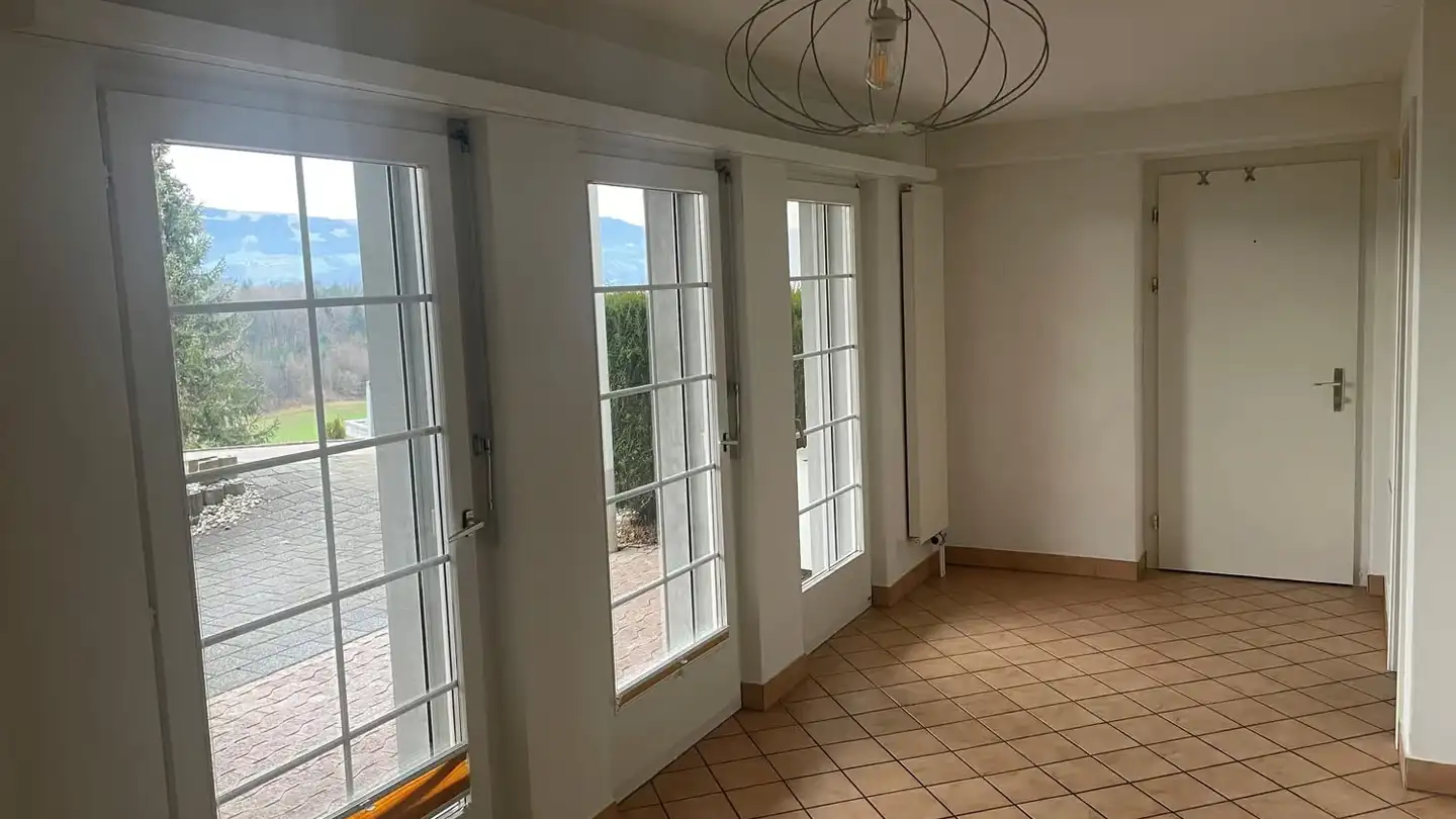 Studio mieten - Curtibergstrasse 163, 8646 Wagen