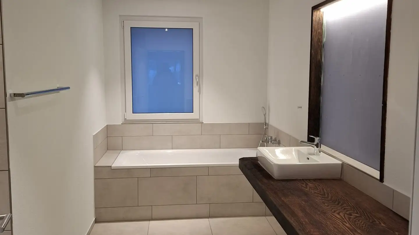 Appartement à louer - Linden 92, 3619 Eriz - Photo 4