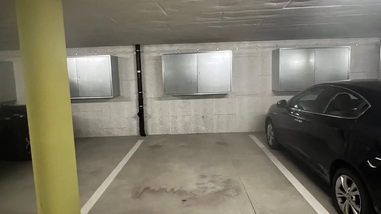 Parcheggio sotterraneo in vendita - Schlierenstrasse 41, 8142 Uitikon Waldegg