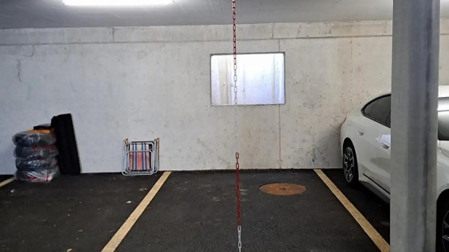 Place de parking souterraine à louer - Route De Chailly, 1814 La Tour-de-Peilz - Photo 2