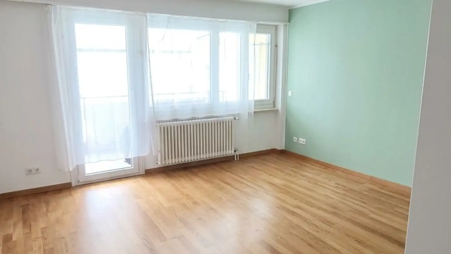 Appartement à louer - Blattenrütiweg 2, 8618 Oetwil am See