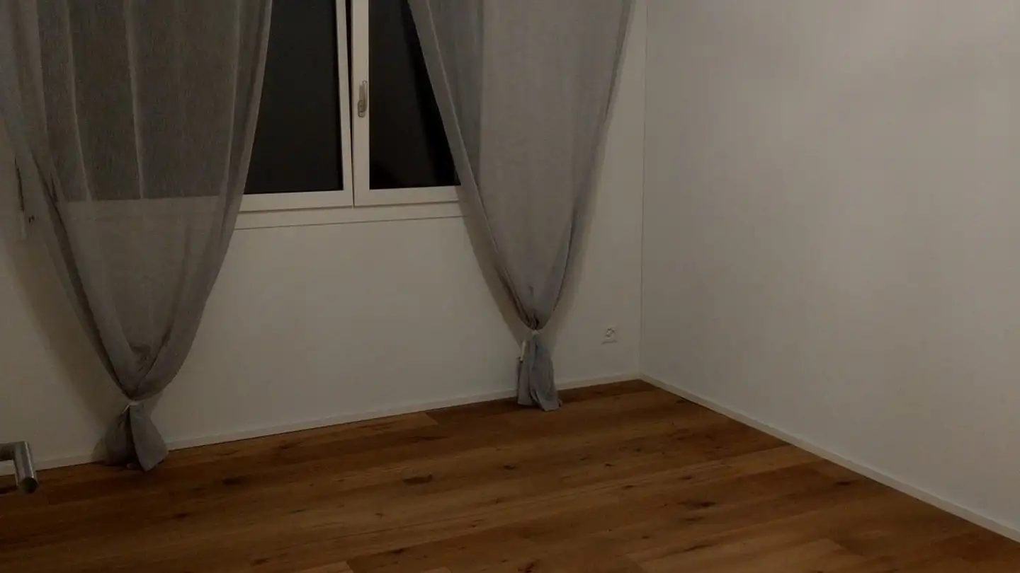 Single room for rent - Heerstrasse 4, 8852 Altendorf