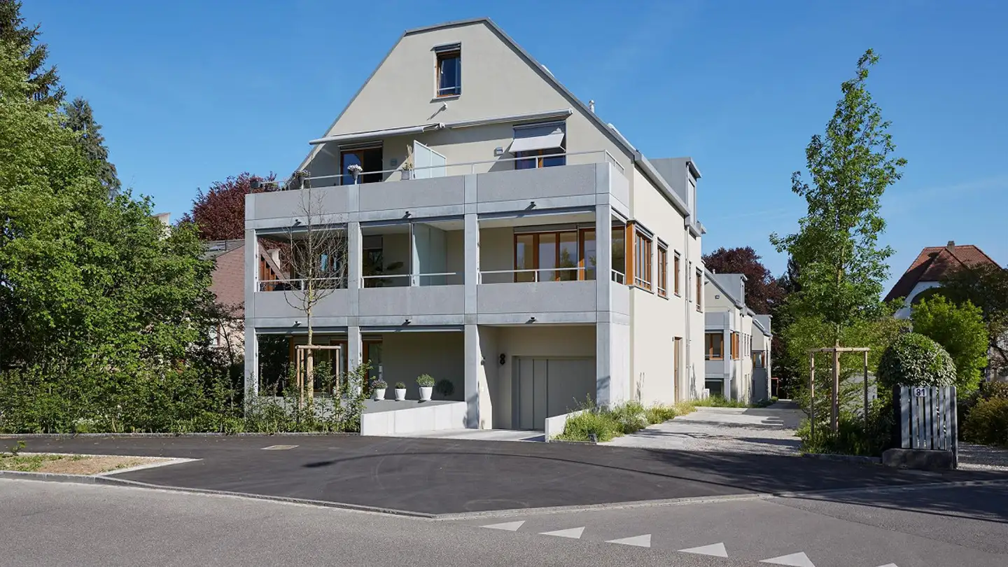 Tiefgaragenstellplatz mieten - Kilchgrundstrasse 77, 4125 Riehen