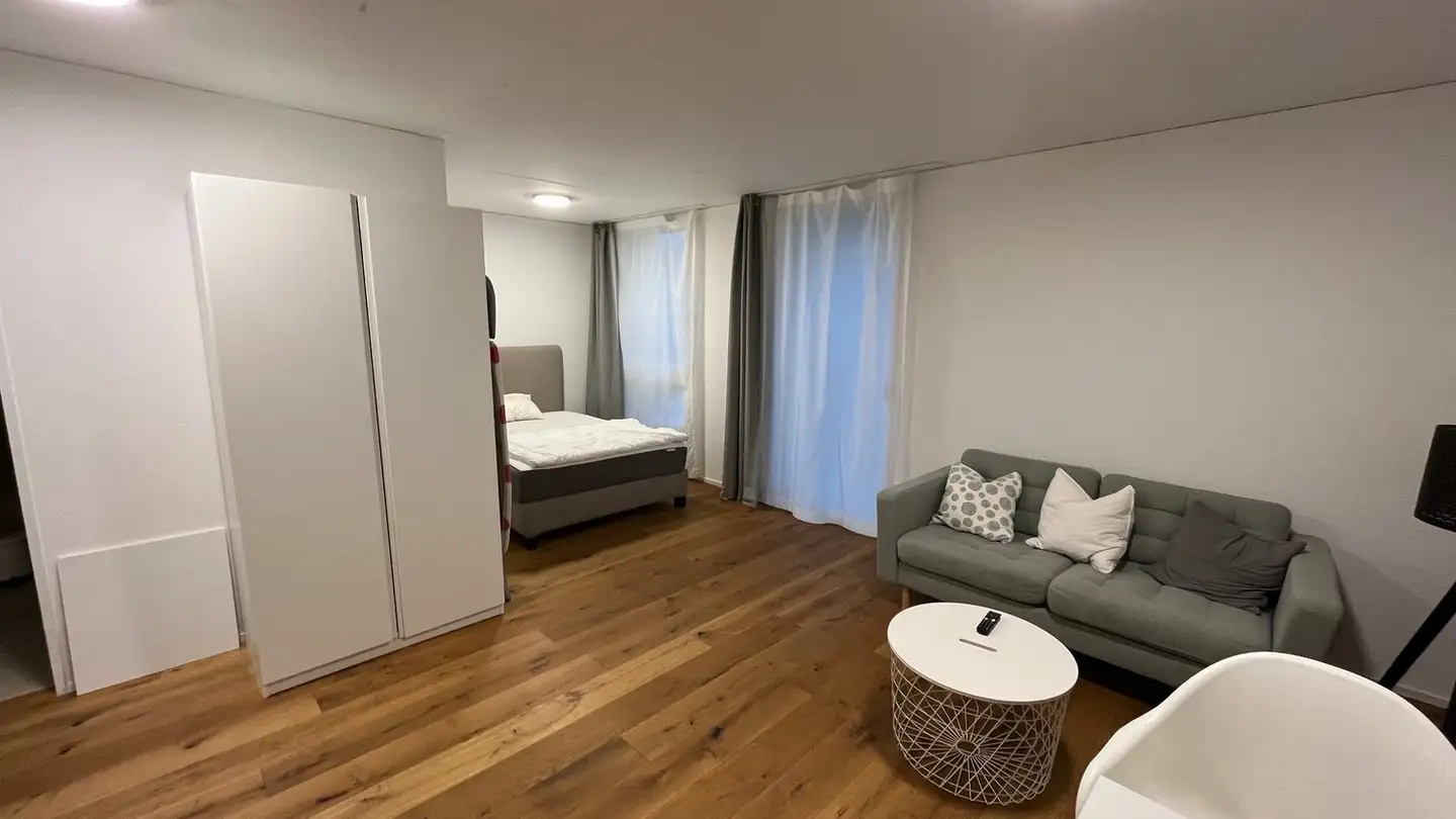 Studio for rent - Weissenhaldenstrasse 5b, 8427 Rorbas