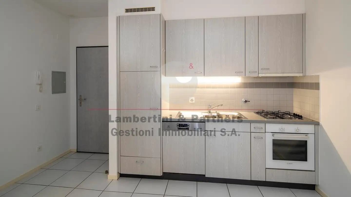 Wohnung mieten - Via Domenico Fontana 8a, 6900 Lugano - Foto 2
