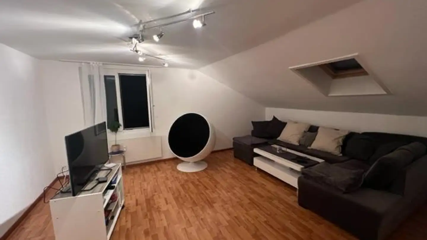 Attique à louer - Via Tuma Platta 4, 7013 Domat/Ems - Photo 2