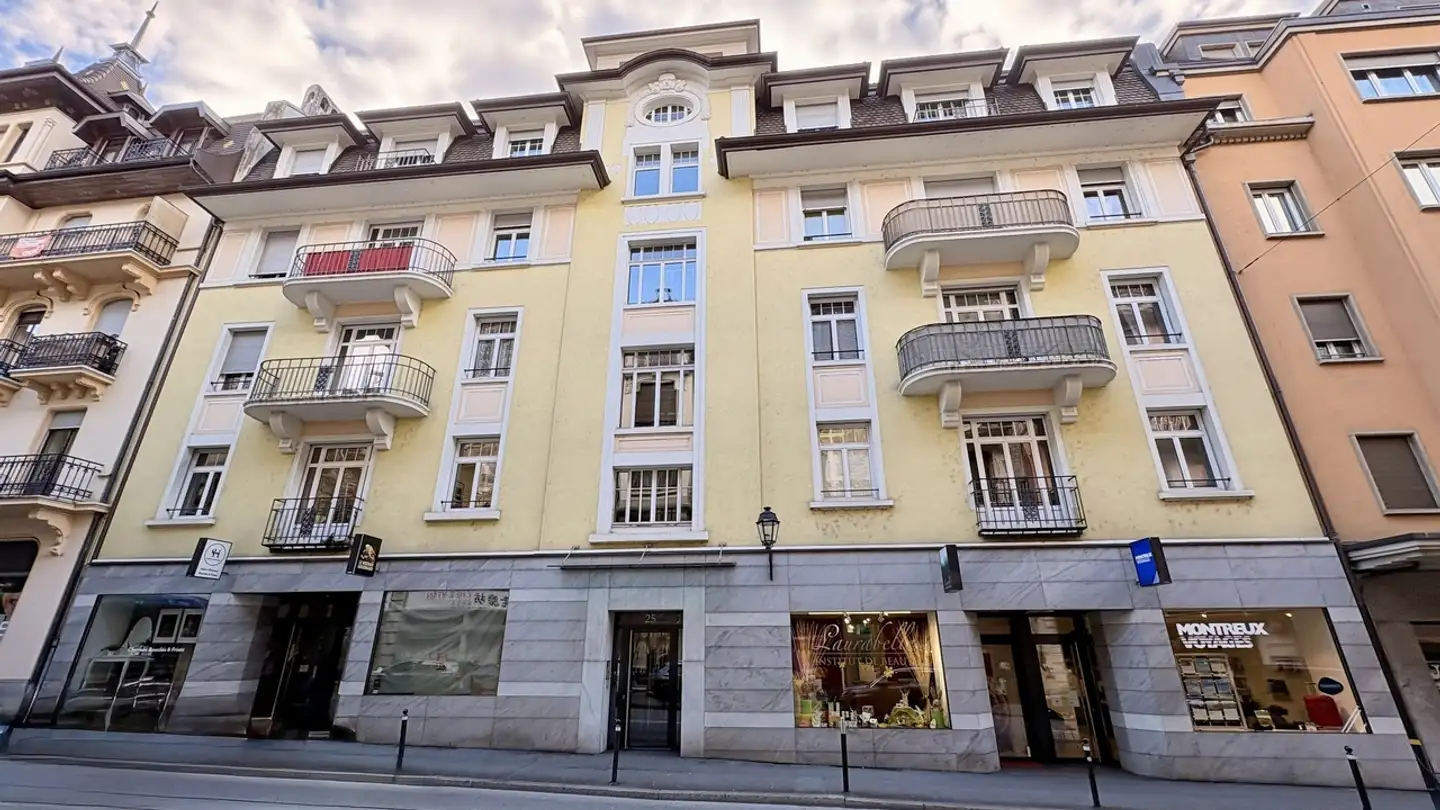 Appartement à louer - Avenue Des Alpes 25, 1820 Montreux