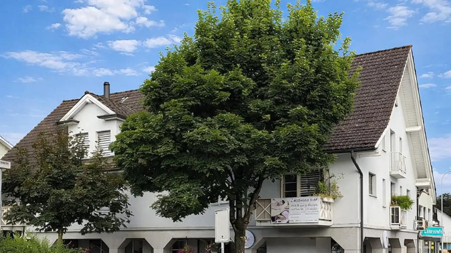 Outdoor parking space for rent - Weinfelderstrasse 1, 8575 Bürglen TG