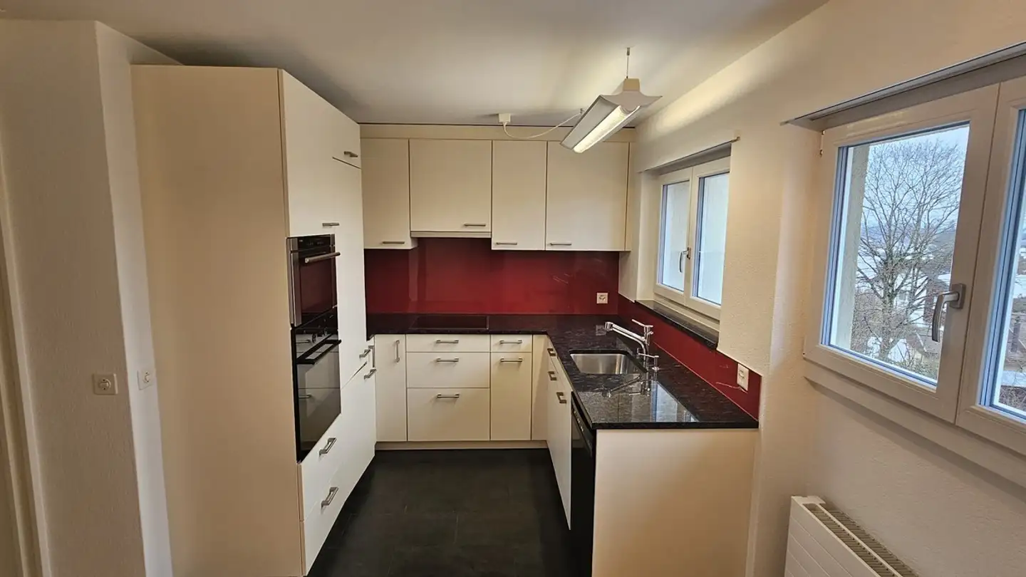 Appartement à louer - Herschärenstrasse 1, 8633 Wolfhausen