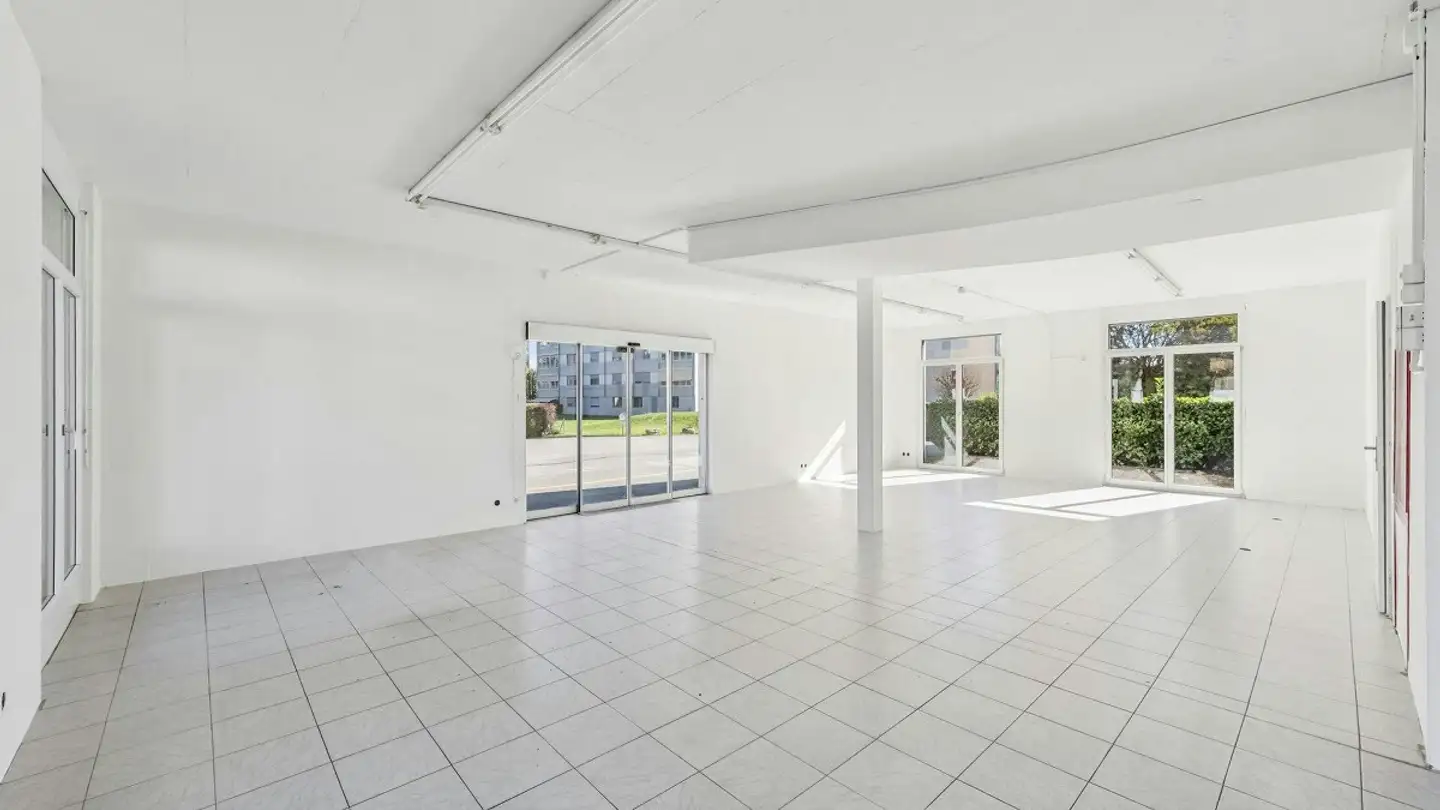 Gewerbe mieten - Muttenzerstrasse 79, 4133 Pratteln - Foto 3