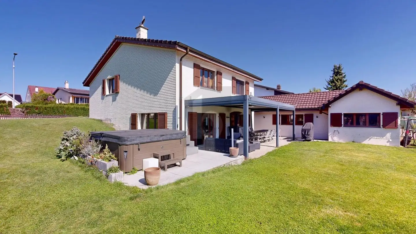 Single house for sale - 2950 Courgenay