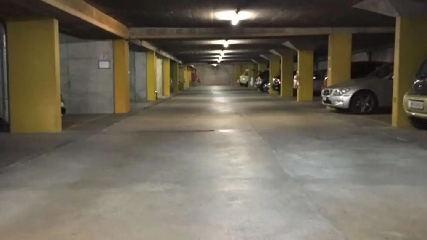 Place de parking extérieure à louer - Cäcilienstrasse 5, 3007 Bern