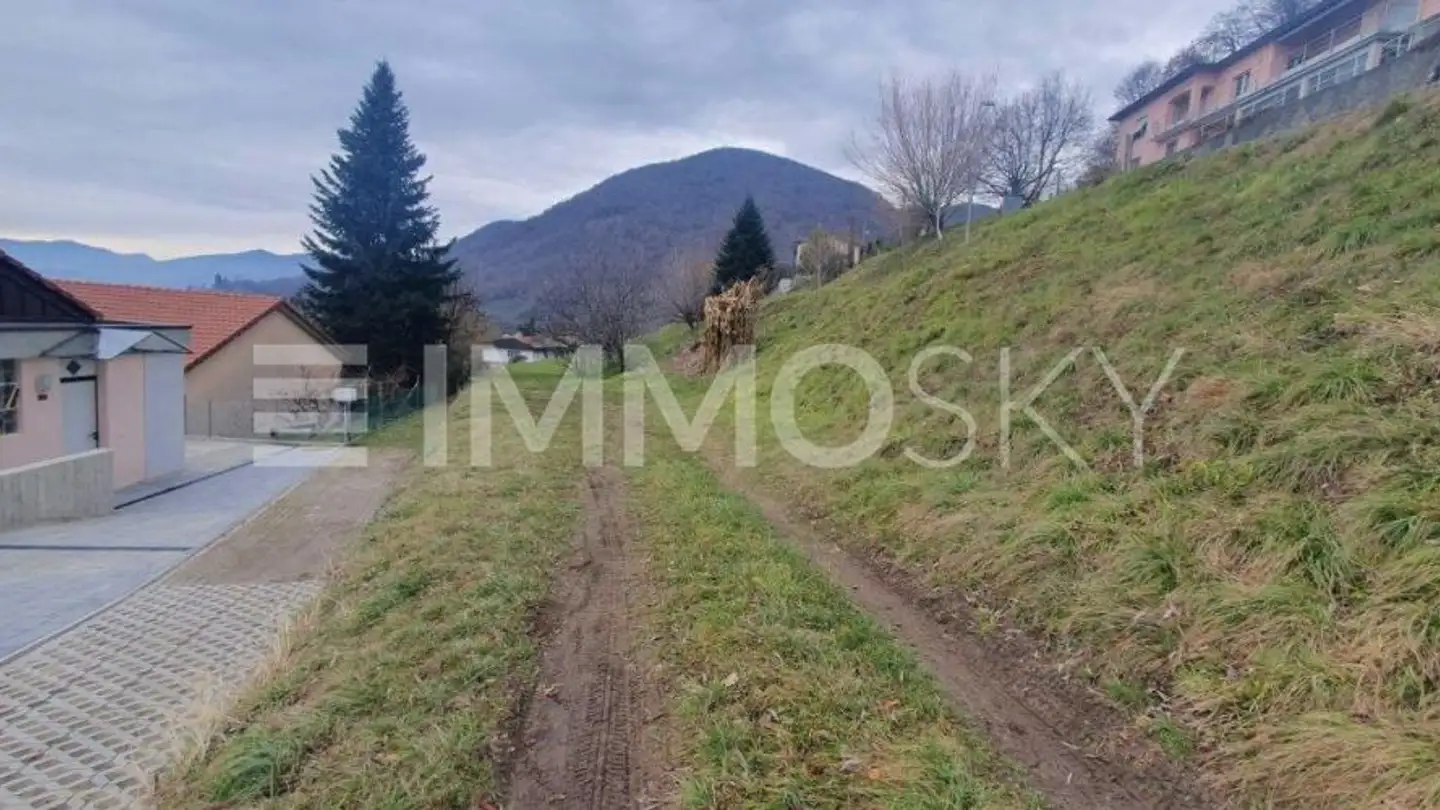 Constructible plot for sale - 6835 Morbio Superiore - Photo 4