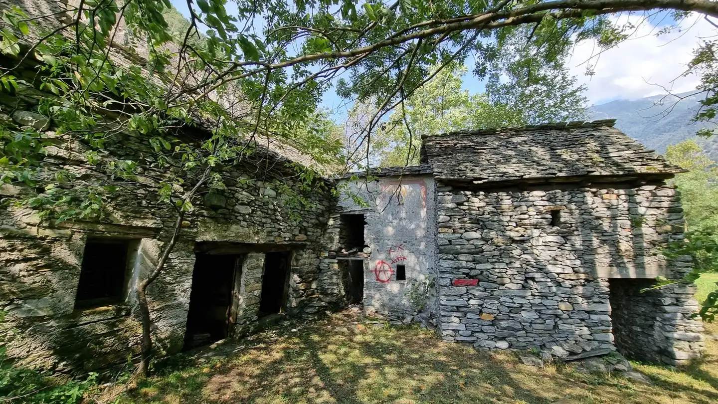 Einfamilienhaus kaufen - Galleria Torbeccio, 6670 Avegno - Foto 2