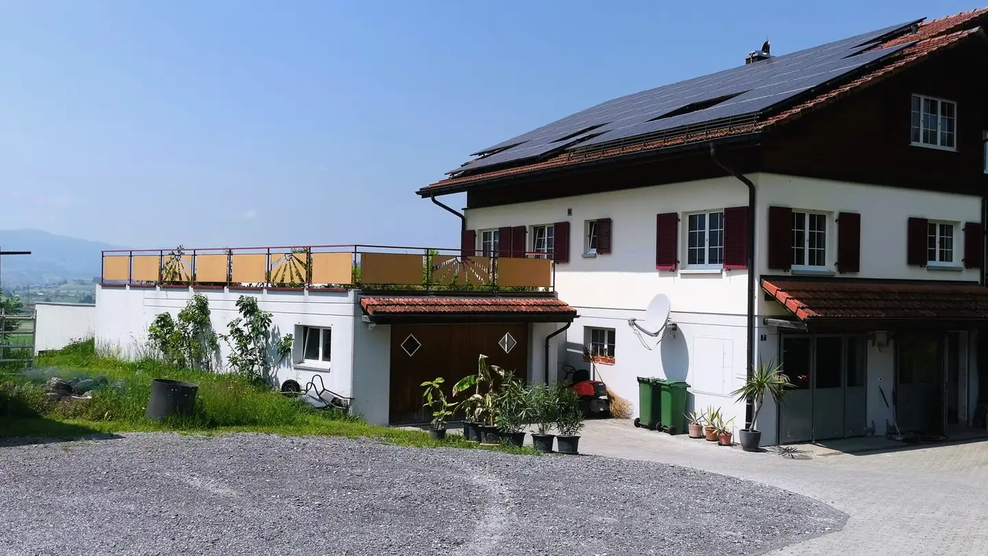 Doppelhaushälfte mieten - Tschuopisstrasse 7, 8717 Benken SG