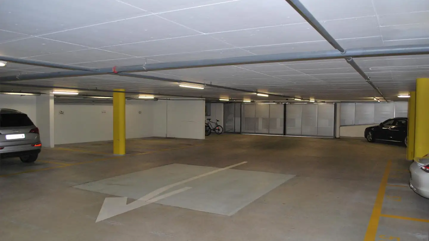 Place de parking souterraine à louer - Rheinstrasse 20, 8200 Schaffhausen - Photo 2